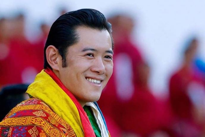 1Jigme Khesar Namgyel Wangchuck Rey de Bután